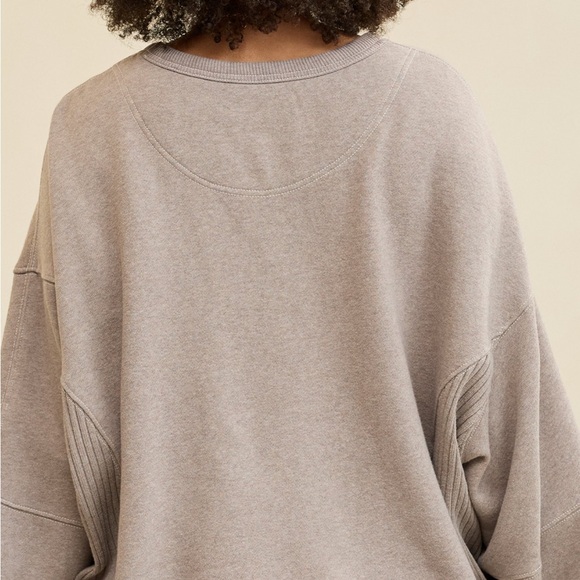 Aerie Lounge Set - Picture 3 of 9